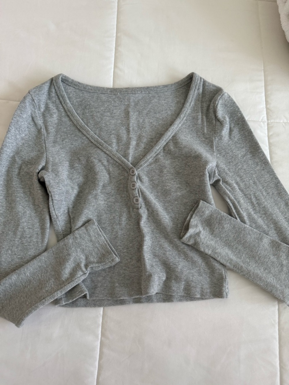 Edikted Gray Ribbed V-Neck Button Long Sleeve Top